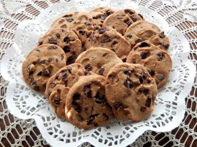 chocolate chip cookies